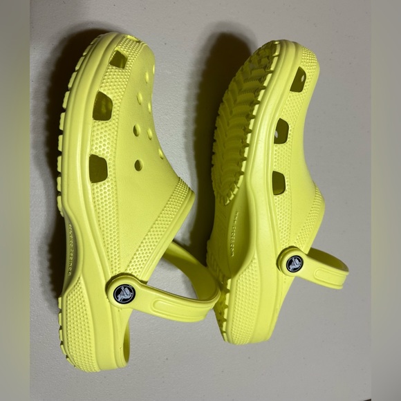 COPY - Crocs. Like new condition. Great color. M10W12. Boulder, Colorado printe… - Picture 2 of 4